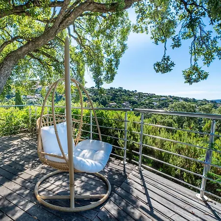 Villa Avec Piscine Et Vue Sur Panoramique