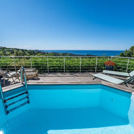 Vue Proche Saint-tropez * La Croix-Valmer